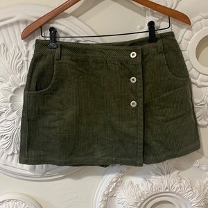 Lulus green corduroy shorts